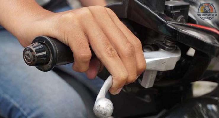 Cara Agar Tarikan Gas Motor Matic Enteng