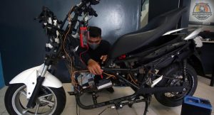 10 Cara Konversi Motor BBM Ke Listrik - Motomotifo.com